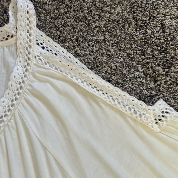 Venus Crochet Top Cold Shoulder Top Bell Sleeve Top - Picture 5 of 13